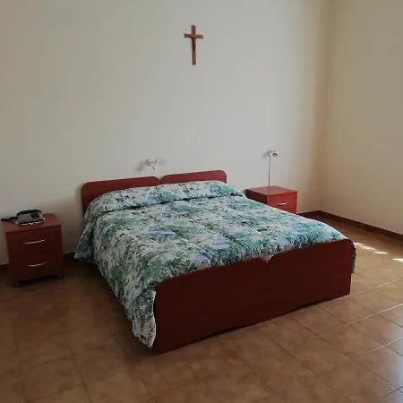 Casa Per Ferie Centro Beato Rosaz בית הארחה *
