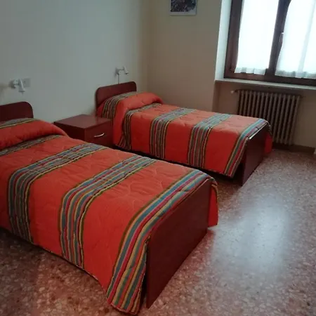 בית הארחה Casa Per Ferie Centro Beato Rosaz *